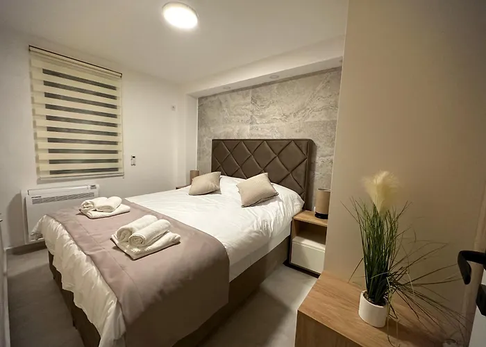 Square Point Apartments