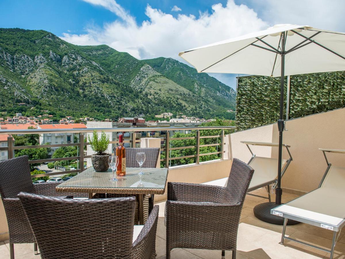 Square Point * Kotor